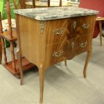 924 1442 CHEST OF DRAWERS